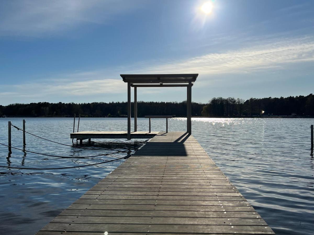 Hotel Am Untersee Bantikow エクステリア 写真