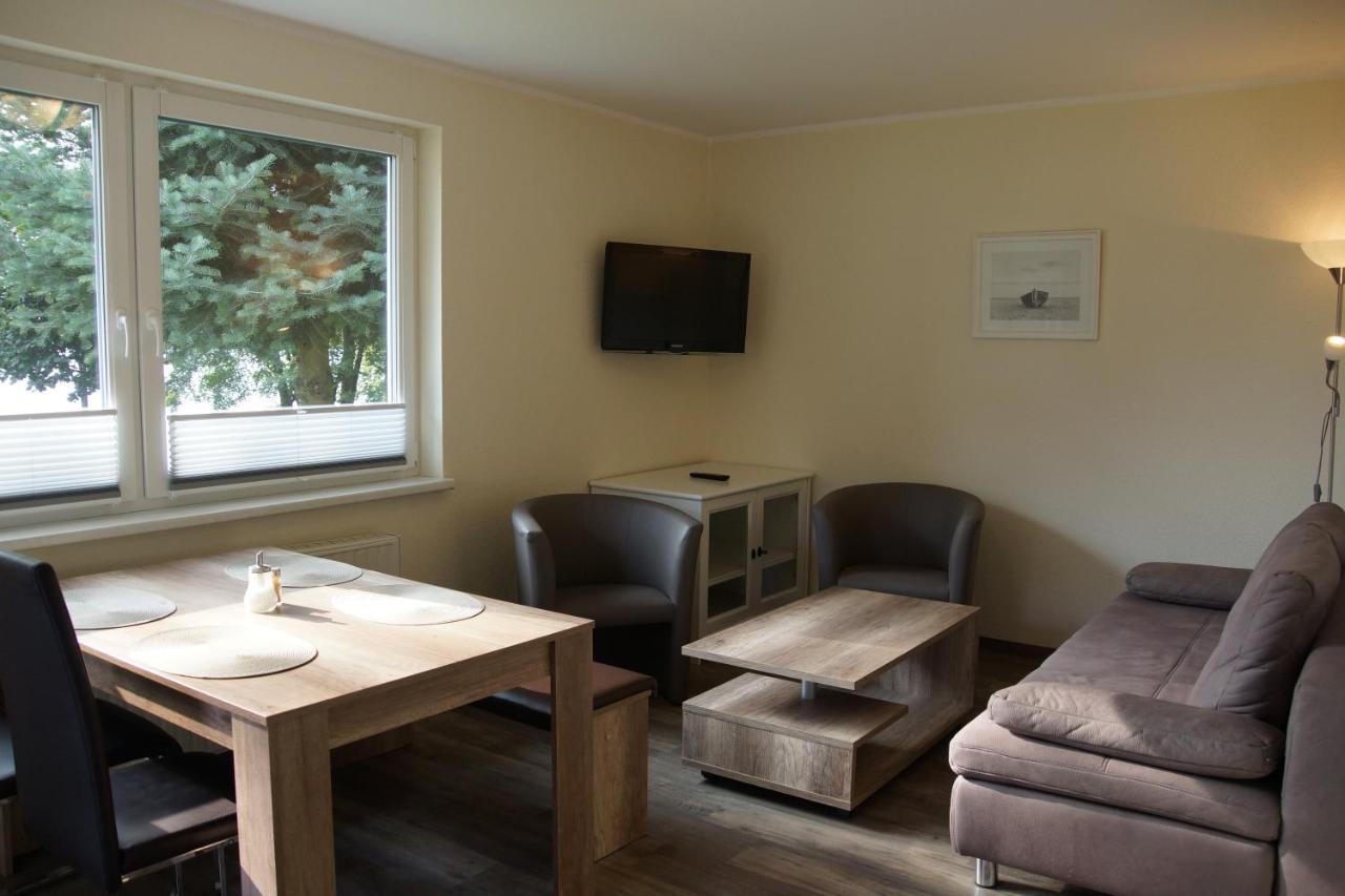 Hotel Am Untersee Bantikow エクステリア 写真