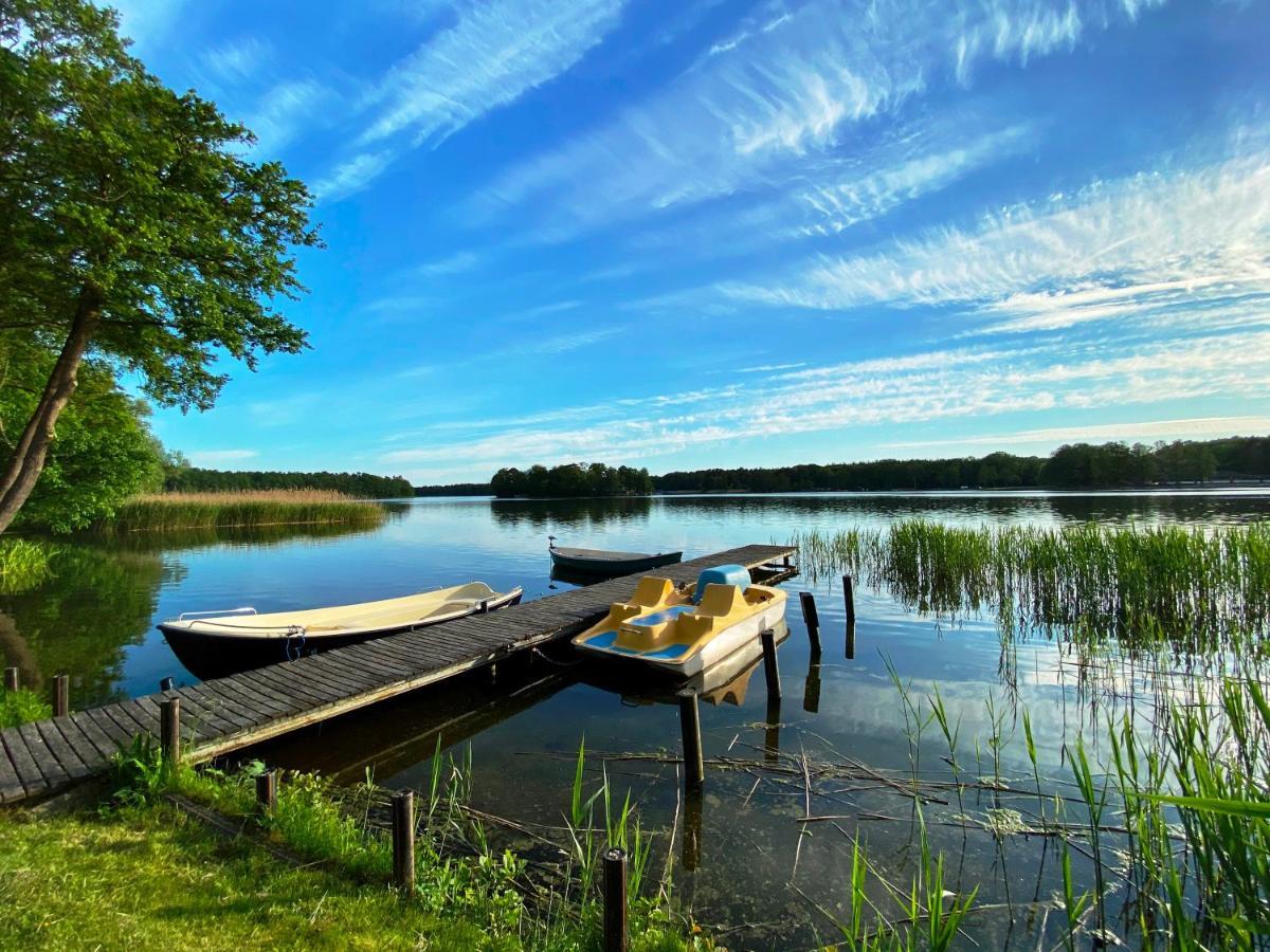 Hotel Am Untersee Bantikow エクステリア 写真