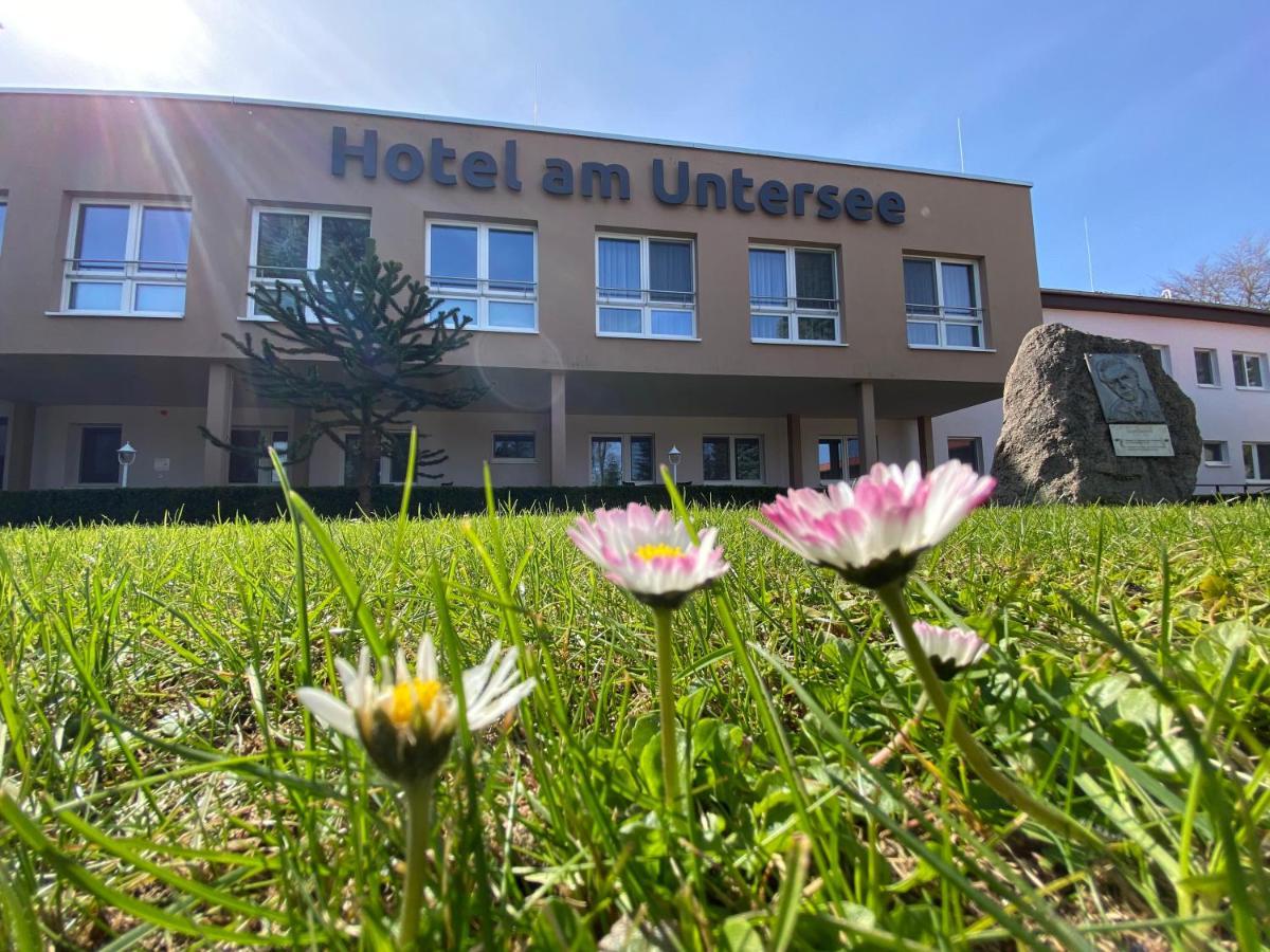 Hotel Am Untersee Bantikow エクステリア 写真